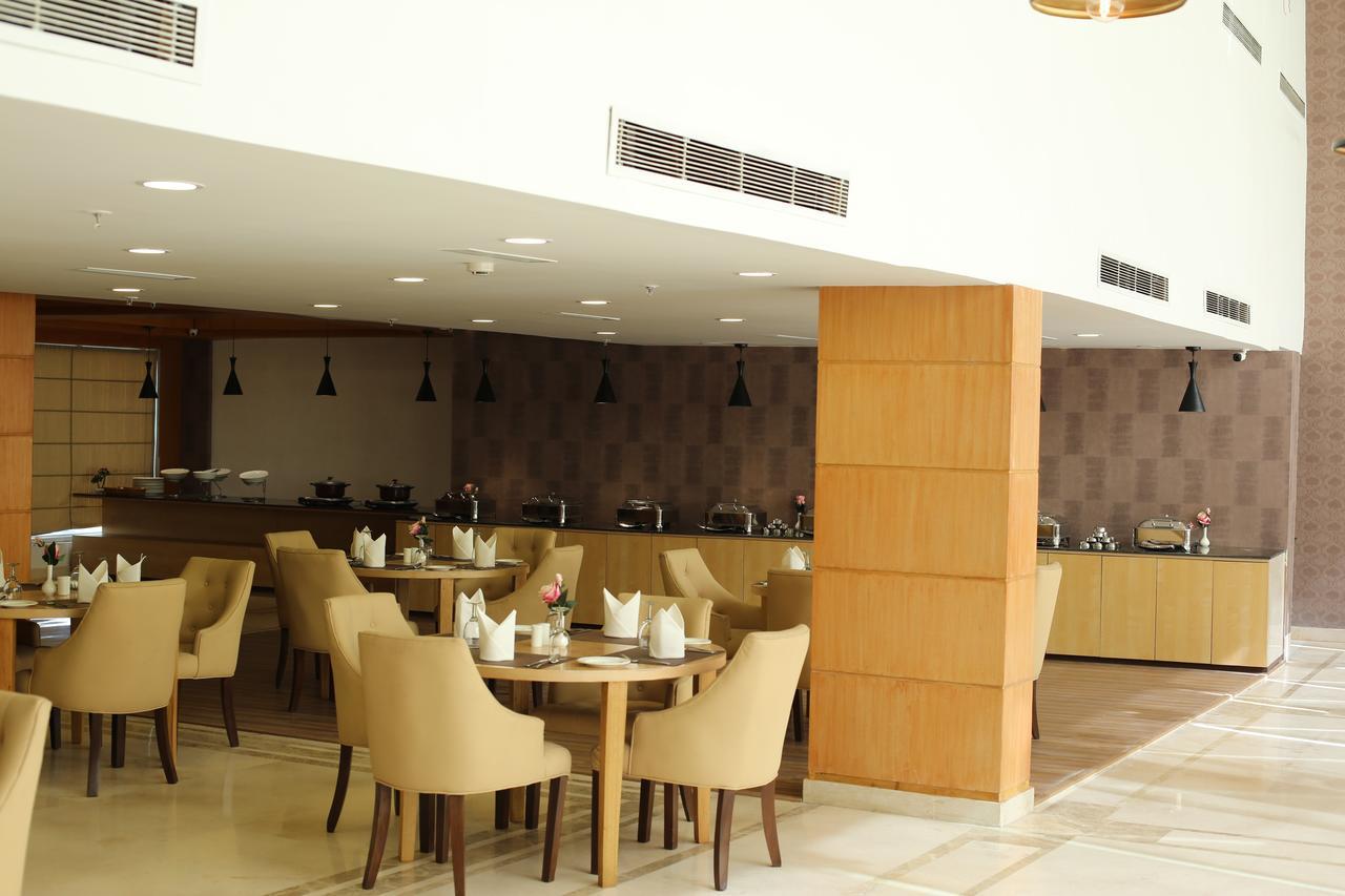 Udman Hotels And Resorts By Ferns N Petals New Delhi Exterior photo